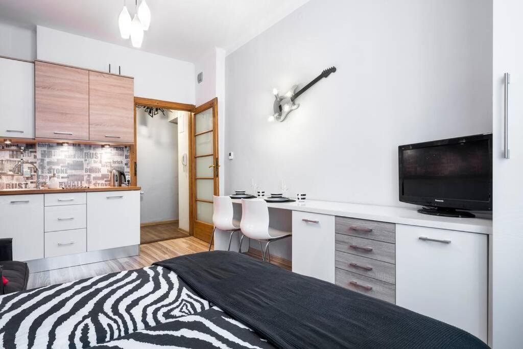 Studio Pomorska , Bezplatny Parking Appartamento Cracovia Esterno foto